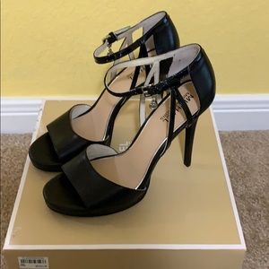 Michael Kors high heels size 7
